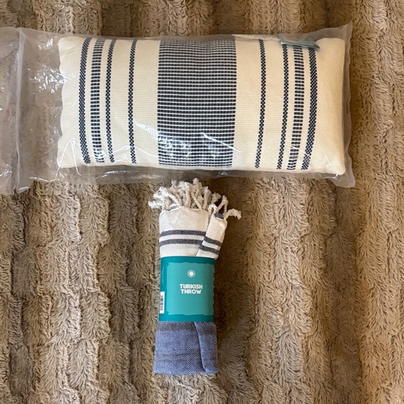 Turkish Throw Blanket & Pillow Set with Blue Stripes - Picture 3 of 5